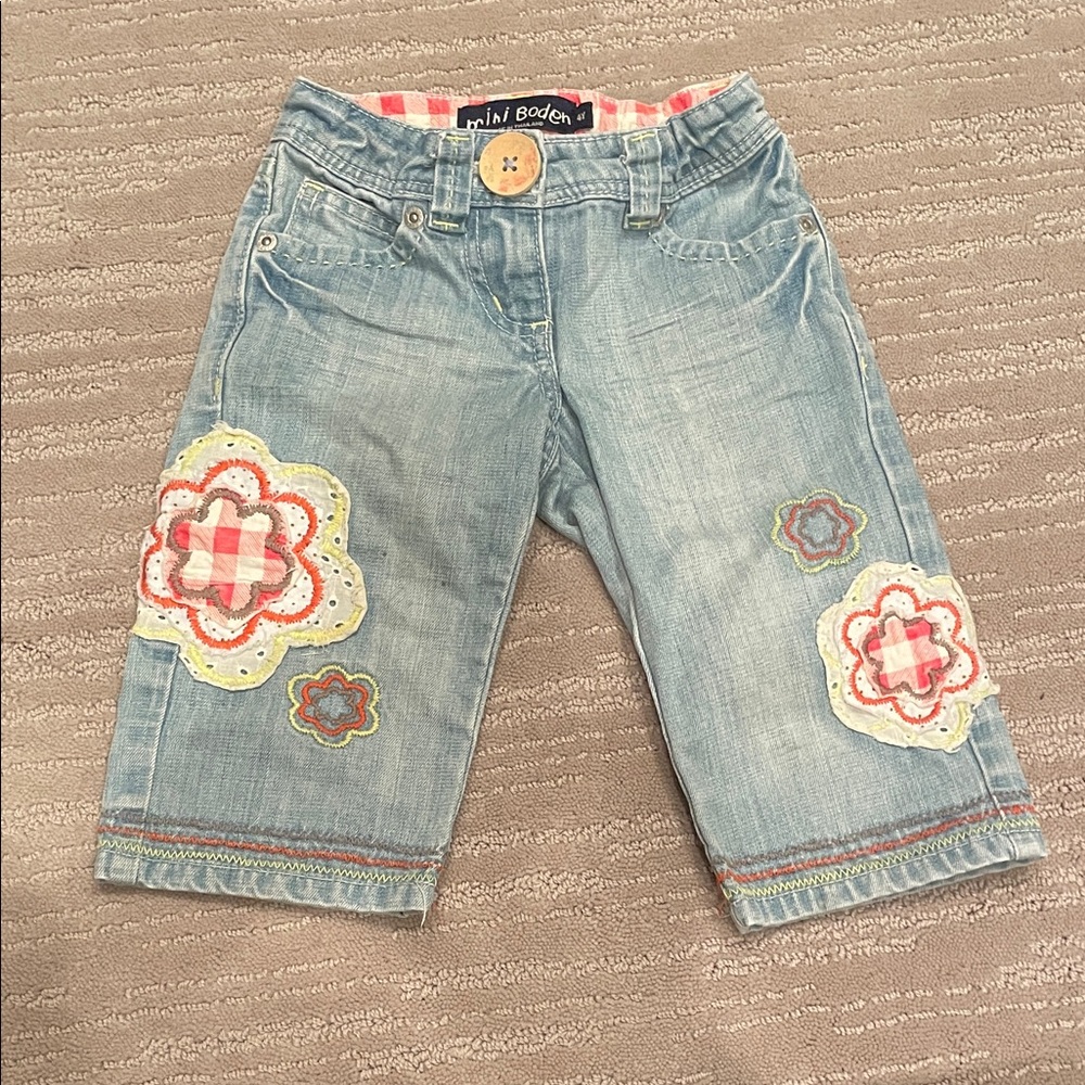 *5 for $25* Mini Boden Embroidered Denim Capri Jeans 4T